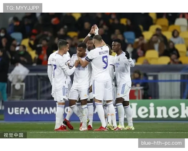 本泽马如何激活维尼修斯？解析皇马边锋体系的爆发逻辑